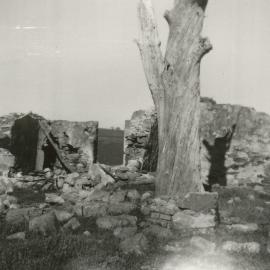Farm Buildings Ruins 