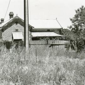 Farm House, Evanston Gardens