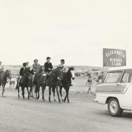 Elizabeth Birthday Celebrations : 1958