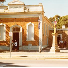 Smithfield Institute rededication of monument 