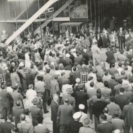 Elizabeth Town Centre Opening : 1960