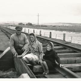 Davoren Road, Railway