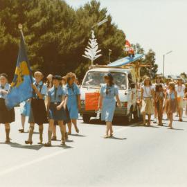 Elizabeth Birthday Procession : 17 November 1984