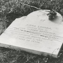 Uley Chapel & Cemetery - Buttfield