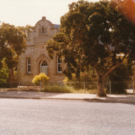 One Tree Hill Institute
