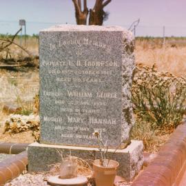 Angle Vale Cemetery: Thompson