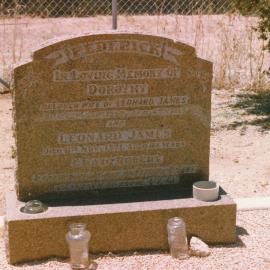 Angle Vale Cemetery: Pederick