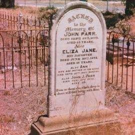 Angle Vale Cemetery: Parr