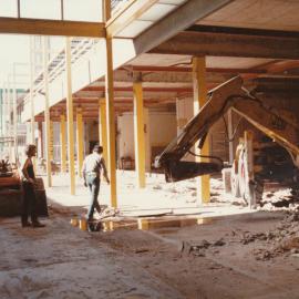 Elizabeth Shopping Centre: 1984