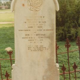 Little Para Weslyan Cemetery: Henry & Ann Whitford