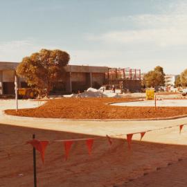 Elizabeth Town Centre: 1984
