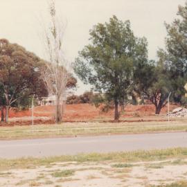 Elizabeth Town Centre: 1983.