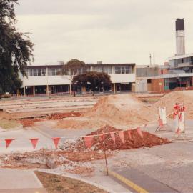 Elizabeth Town Centre: 1983.