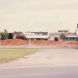 Elizabeth Town Centre: 1983.
