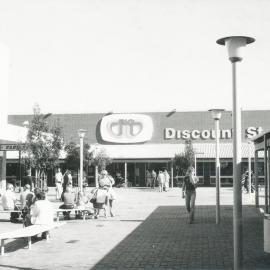 Elizabeth Town Centre: 1983.