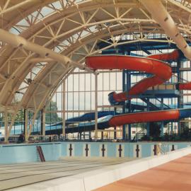 Elizabeth Aquadome, inside: 1987