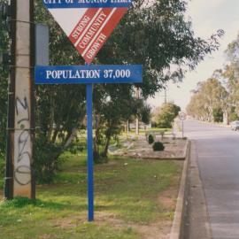 City of Munno Para Sign