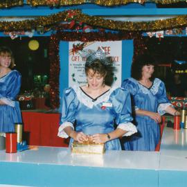Christmas at Elizabeth Shopping Centre: 1994