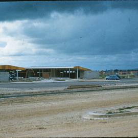 Elizabeth Grove Shops