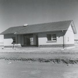 Elizabeth Downs: 1961.