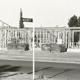 Elizabeth Downs: 1978.