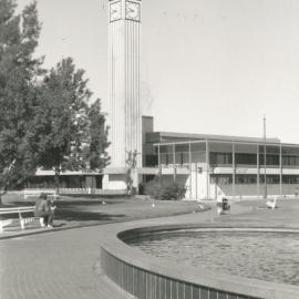 Elizabeth Clock Tower: 1985