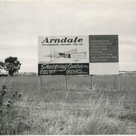 Elizabeth Vale: 1961.