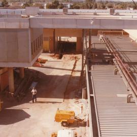 Elizabeth City Centre: 1984