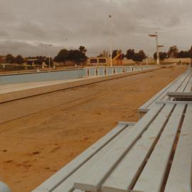 Elizabeth Aquadome: 1984