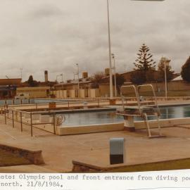 Elizabeth Aquadome: 1984