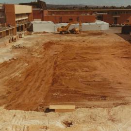 Elizabeth Shopping Centre: 1984