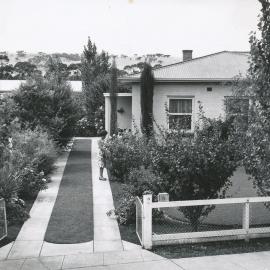 Elizabeth Garden Competition: 1964.
