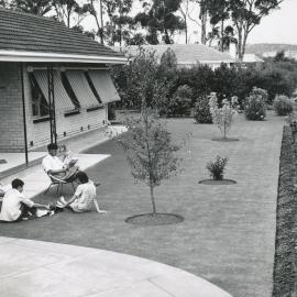 Elizabeth Garden Competition: 1964.