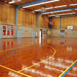 John McVeity centre: 2009