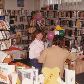 Elizabeth South Library: 1986