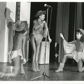 Marshall Brave Starr, Stage Show