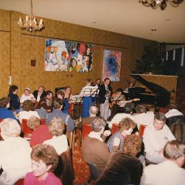 Brin Whiting Lounge Piano bar, Elizabeth Theatres: 1986