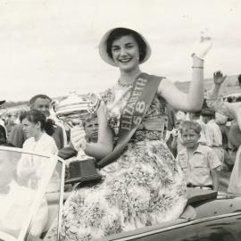 Miss Elizabeth Quest: 1958