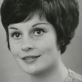 Elizabeth Battersby, Elizabeth resident