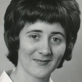 Irene Gibson, Elizabeth Basketballer