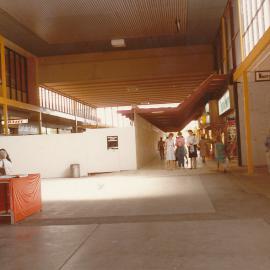 Raleigh Walk, Elizabeth Shopping Centre: 1984