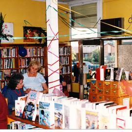Elizabeth North Library: 1987