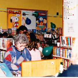Elizabeth North Library: 1987