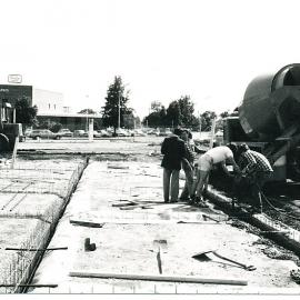 Grenville Centre construction: 1982