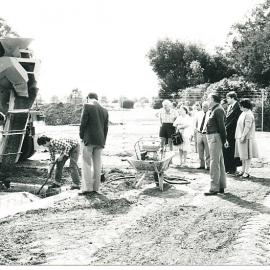 Grenville Centre: 1982