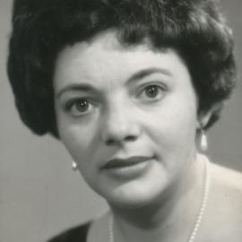 Elizabeth Central Travel Bureau: 1963