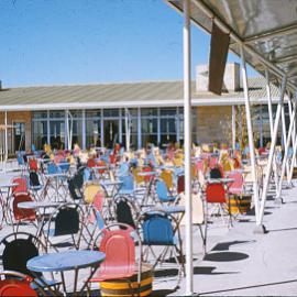 Hotel Elizabeth: Elizabeth: 1957