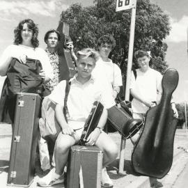 Music students: 1990