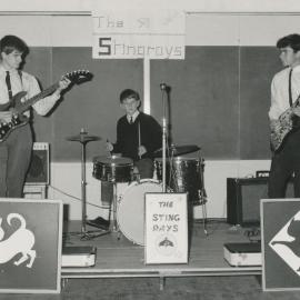 The Stingrays: 1964