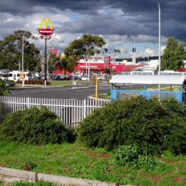 Elizabeth Train Station
